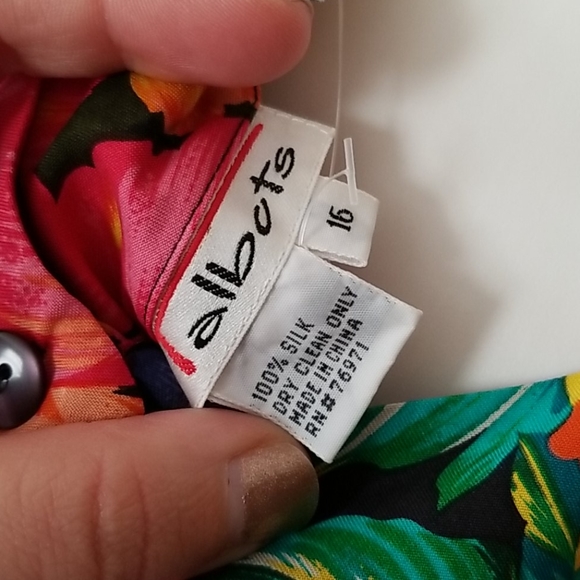 NWT Early 90s Vtg Talbots Floral Silk Blouse Top - Picture 4 of 8